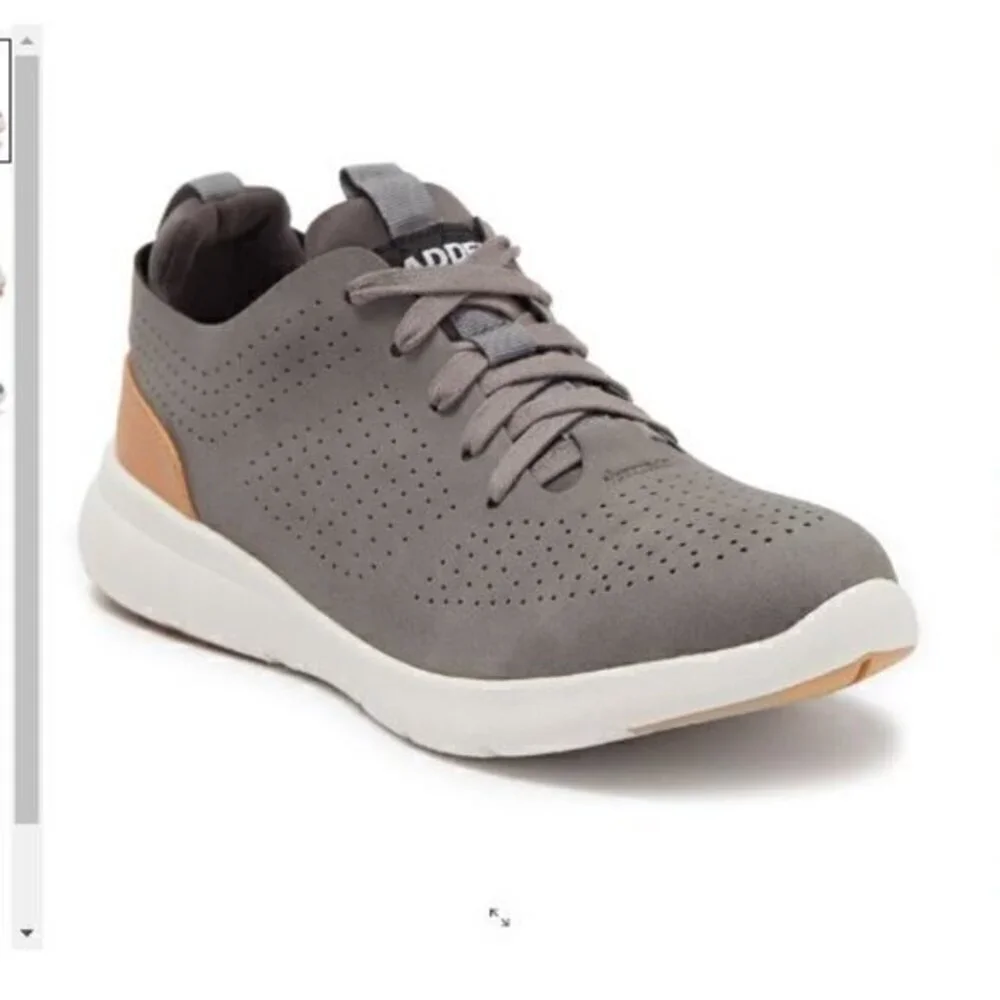 Steve Madden Trixx Sneaker Womens size 8.5 Grey Lace Up